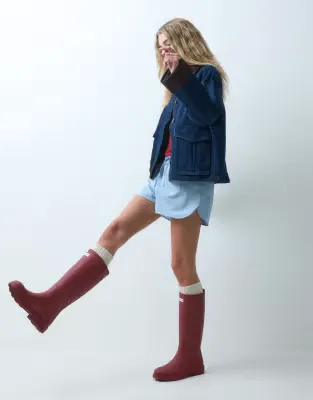 Hunter Downpour tall wellington boot in merlot