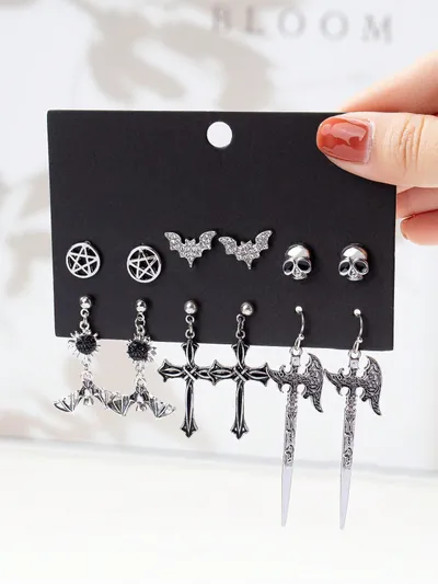 Set de 6 pares de aretes con diseños góticos de rhinestones en forma de murciélago, calavera, estrella, girasol, cruz, hacha, calavera, luna y copo de nieve, de moda y versátiles