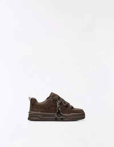 Skate-Sneaker mit dicker Sohle