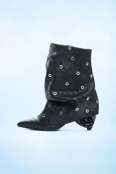 Stiefelette mit Umschlag