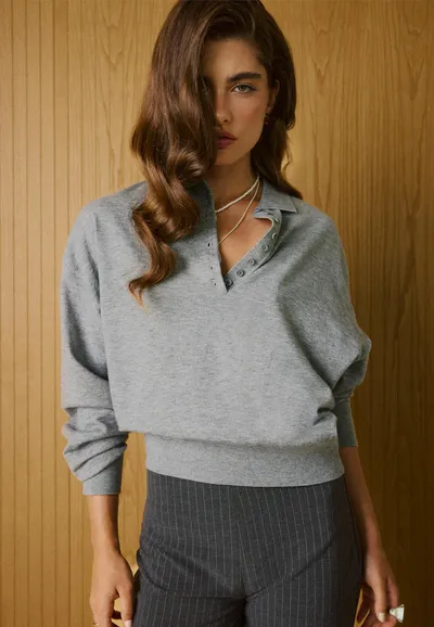 Camisola de malha com gola de polo