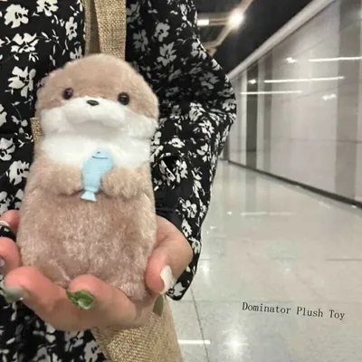 Amuse Cute Sea Otter Beavers Holding Fish Plush Toy 11Cm Doll Packet Pendant